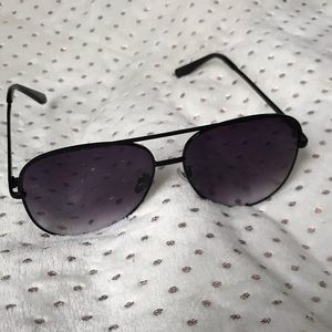 Women’s ombré oversized aviators